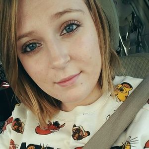 Meet your Posher, Brianna